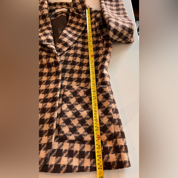 Houndstooth Blazer in Brown and Cream - Picture 10 of 12